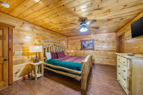 $1,350,000 | 4339 Forest Ridge Way, Sevierville, TN 37863