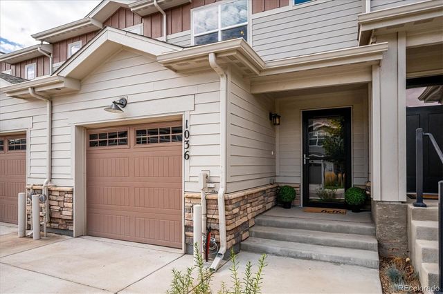 a view of entrance of the house