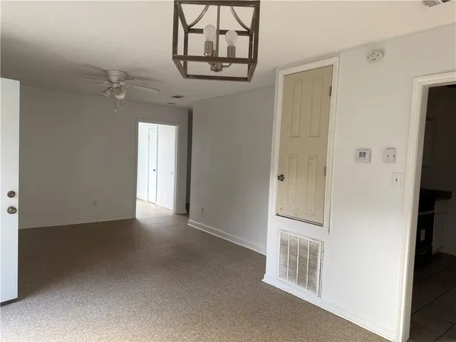 $1,800 | Undisclosed Address, Kenner, LA 70062