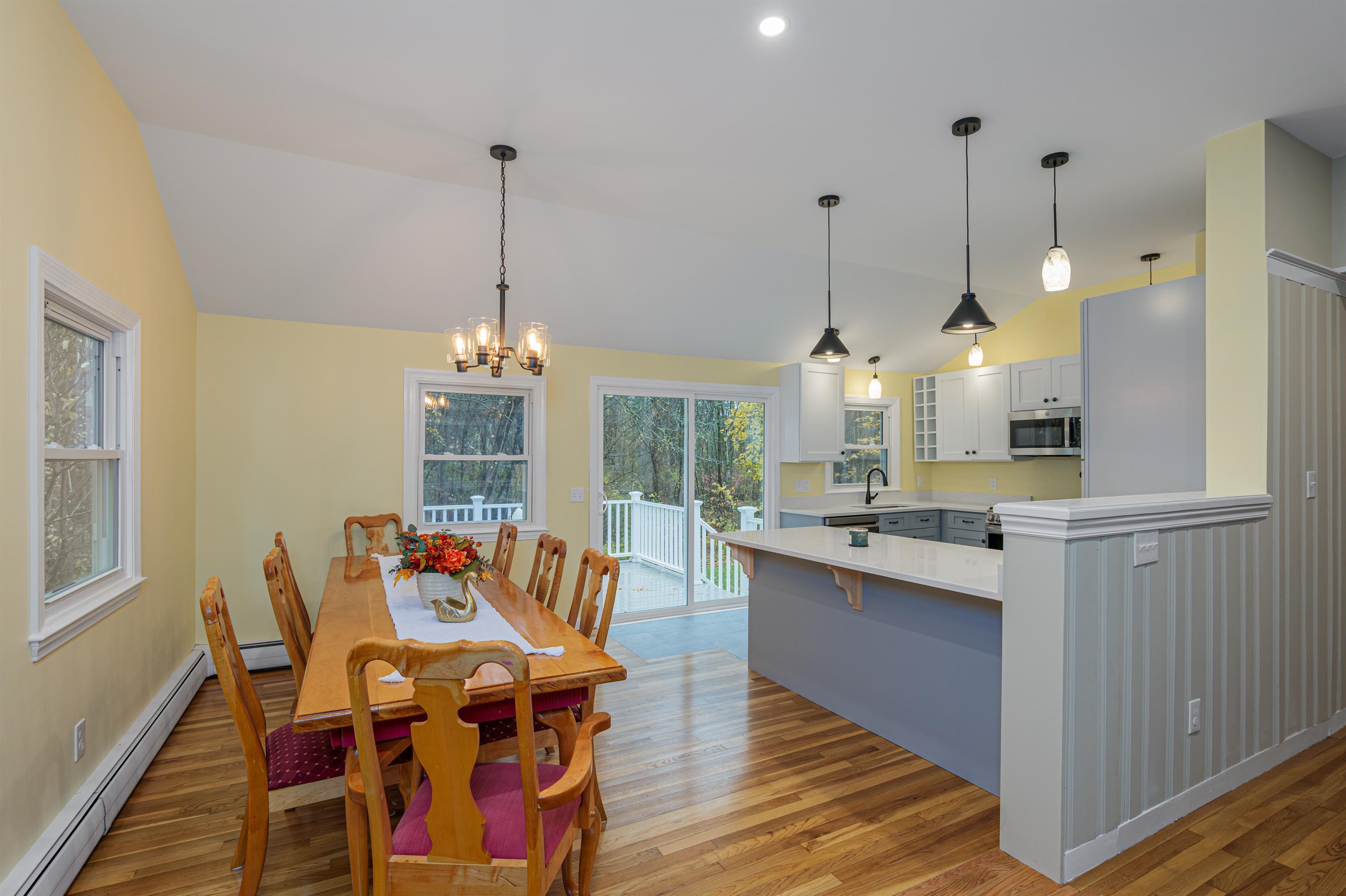 24 Hampton Falls Road Exeter, NH 03833 - Photo 6 of 32