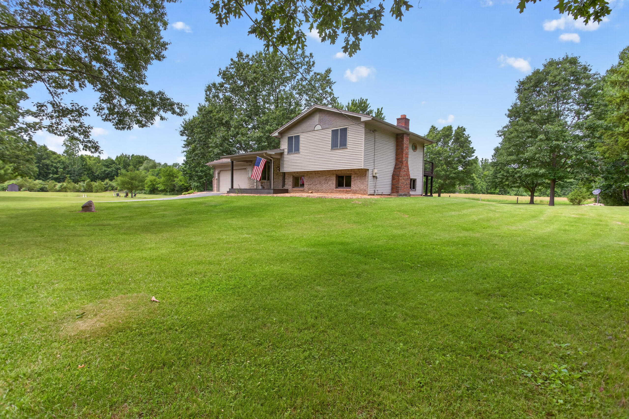 14520 Wheaton Road Brooklyn, MI 49230 - Photo 2 of 109 19-print-IMG_3376