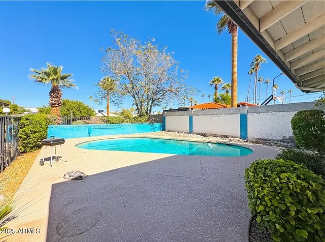 $1,600 | 2715 East Glenrosa Avenue, Phoenix, AZ 85016