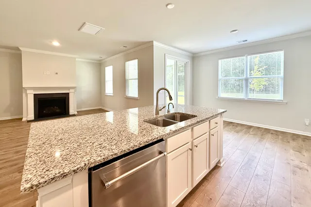 $2,275 | 177 Cherry Grv Drive, Summerville, SC 29483