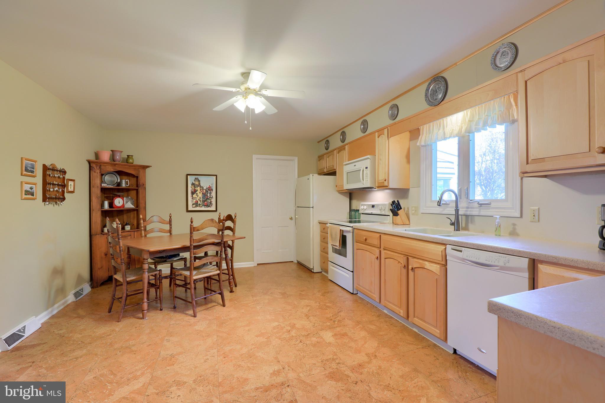1818 North Eden Road Lancaster, PA 17601 - Photo 13 of 37 Gallery Image 13