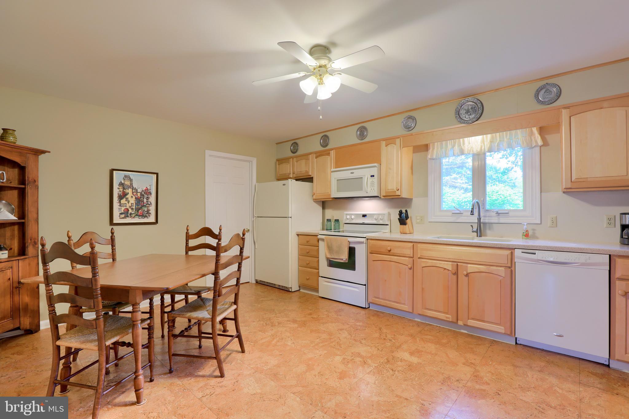 1818 North Eden Road Lancaster, PA 17601 - Photo 14 of 37 Gallery Image 14