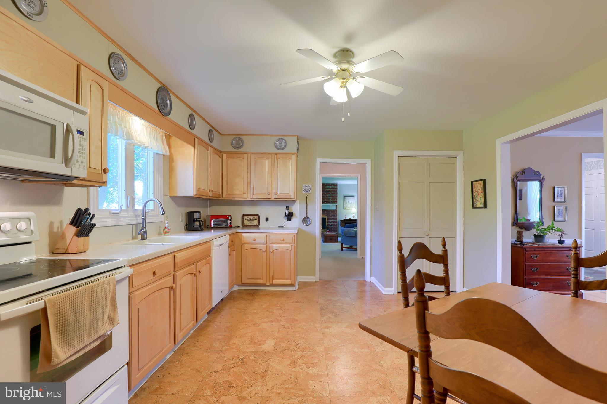 1818 North Eden Road Lancaster, PA 17601 - Photo 16 of 37 Gallery Image 16