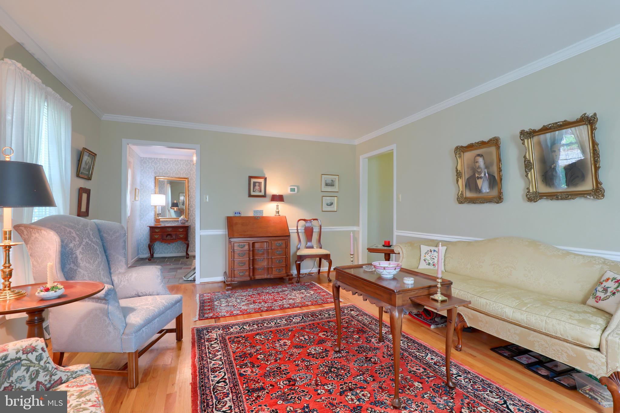 1818 North Eden Road Lancaster, PA 17601 - Photo 5 of 37 Gallery Image 5
