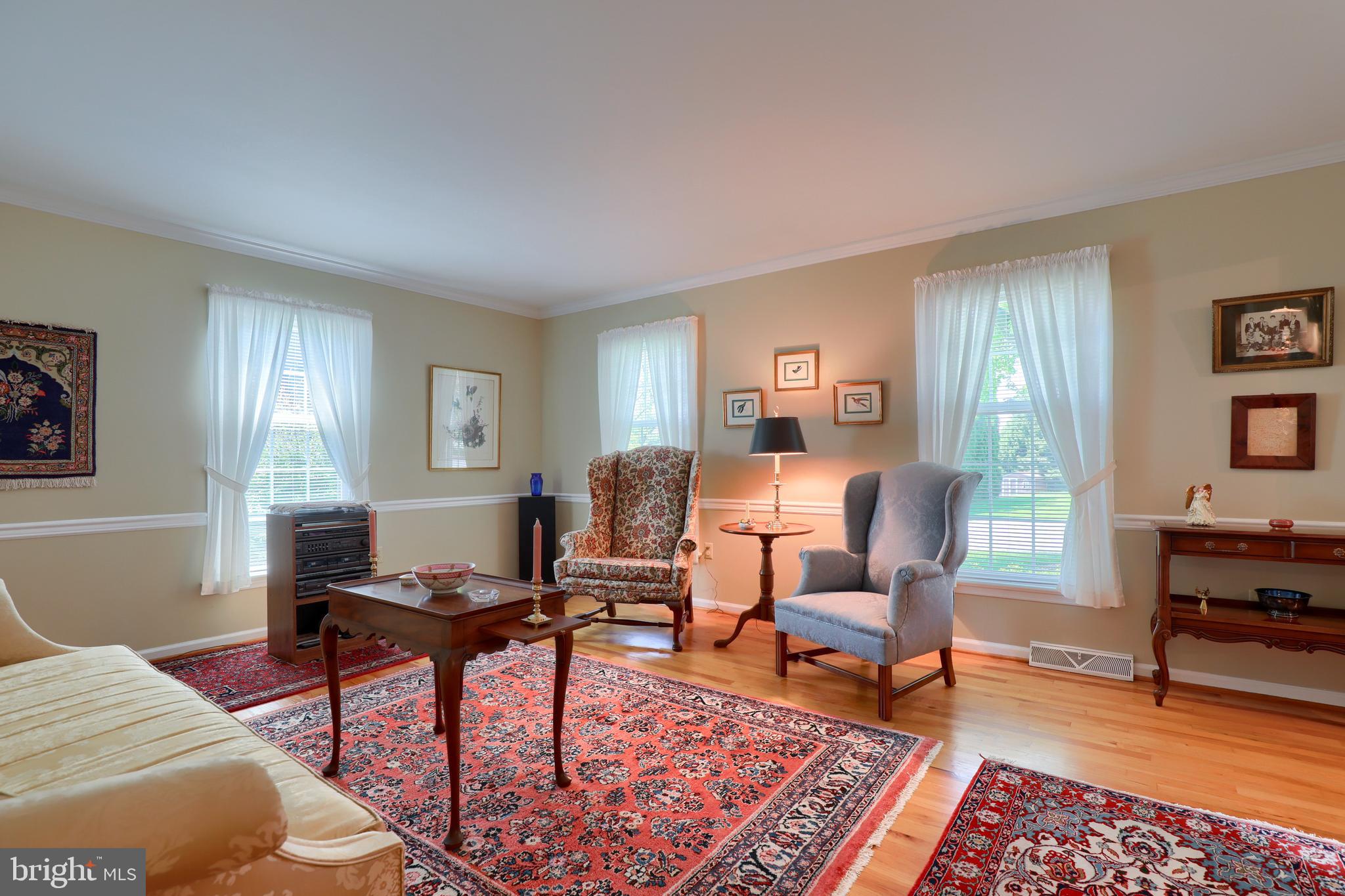 1818 North Eden Road Lancaster, PA 17601 - Photo 7 of 37 Gallery Image 7