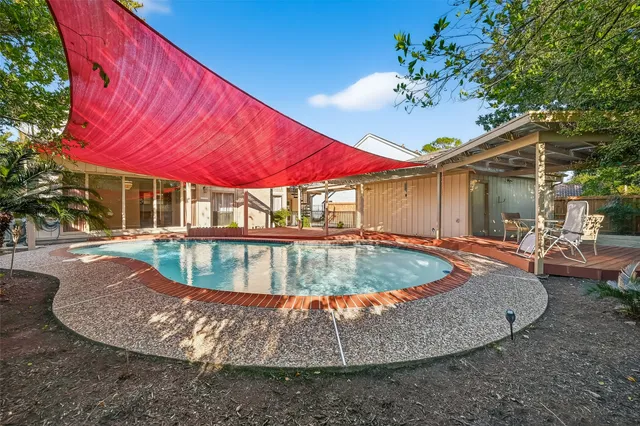 $3,150 | 1698 Creekside Drive, Sugar Land, TX 77478