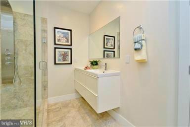 1143 Summit Street Northeast, Unit 1 Washington, DC 20002 - Photo 15 of 27 Bath