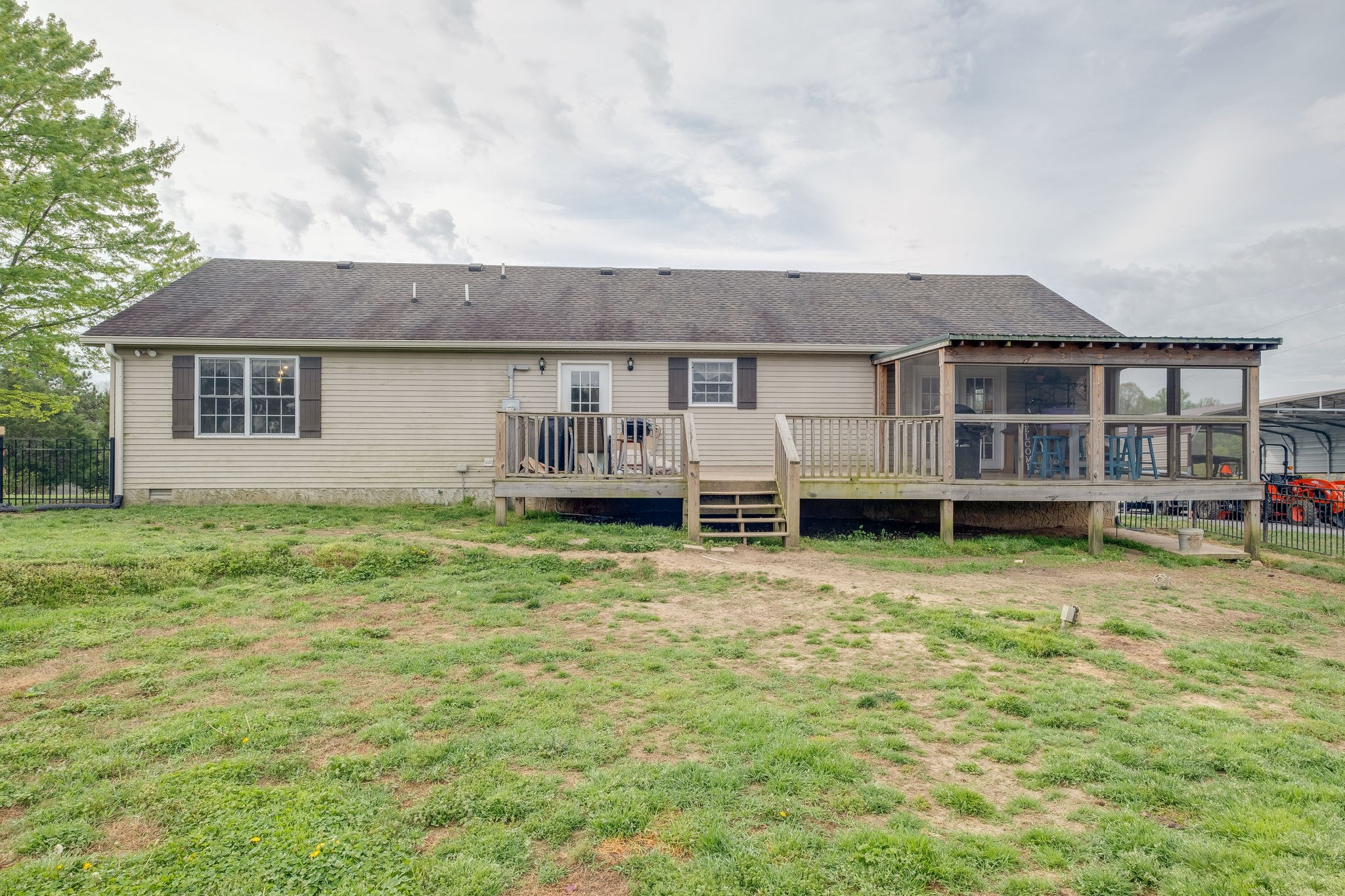 3854 Martins Chapel Road Springfield, TN 37172 - Photo 20 of 35 a backyard of a house with barbeque oven