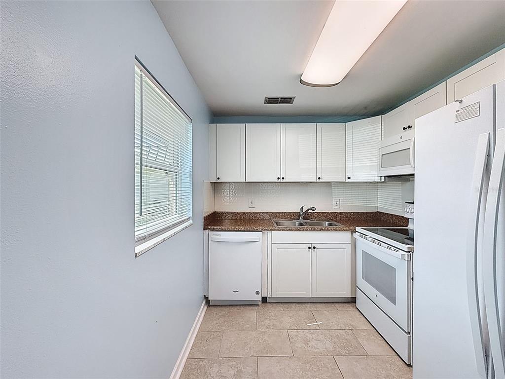 11841 Boynton Lane, Unit 59A New Port Richey, FL 34654 - Photo 10 of 46