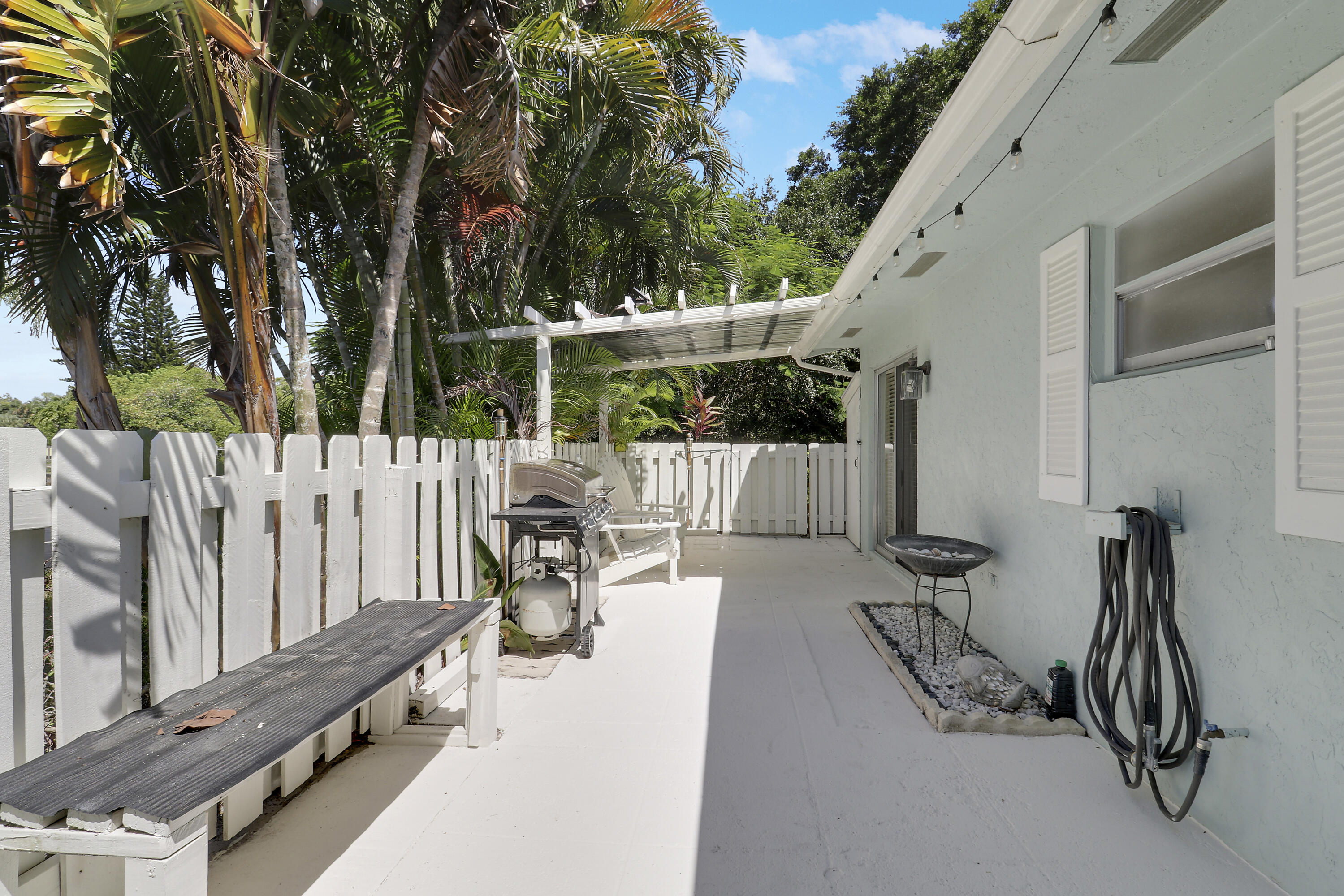 1329 Chippewa Street Jupiter, FL 33458 - Photo 28 of 36 House-29