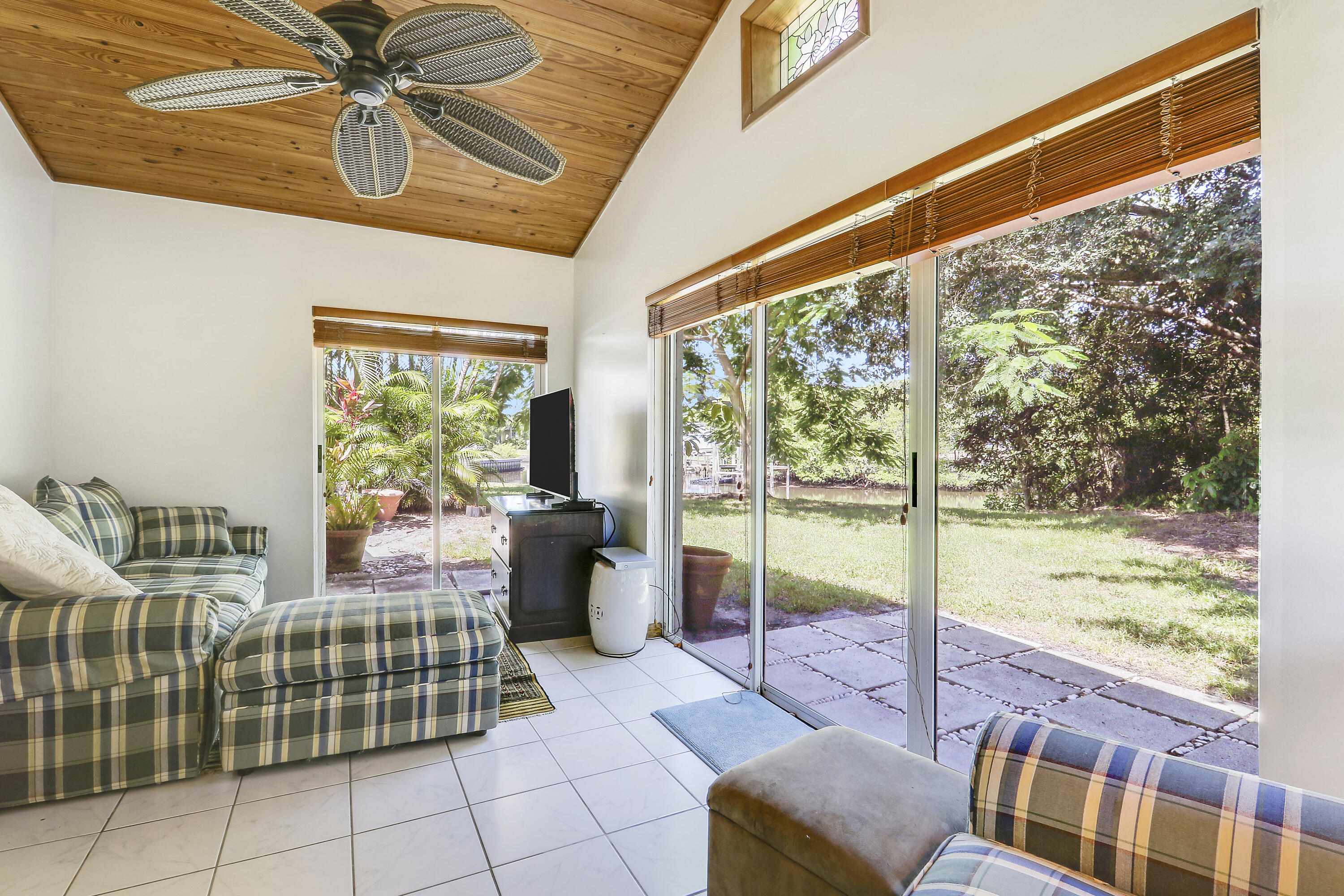 1329 Chippewa Street Jupiter, FL 33458 - Photo 3 of 36 House-12