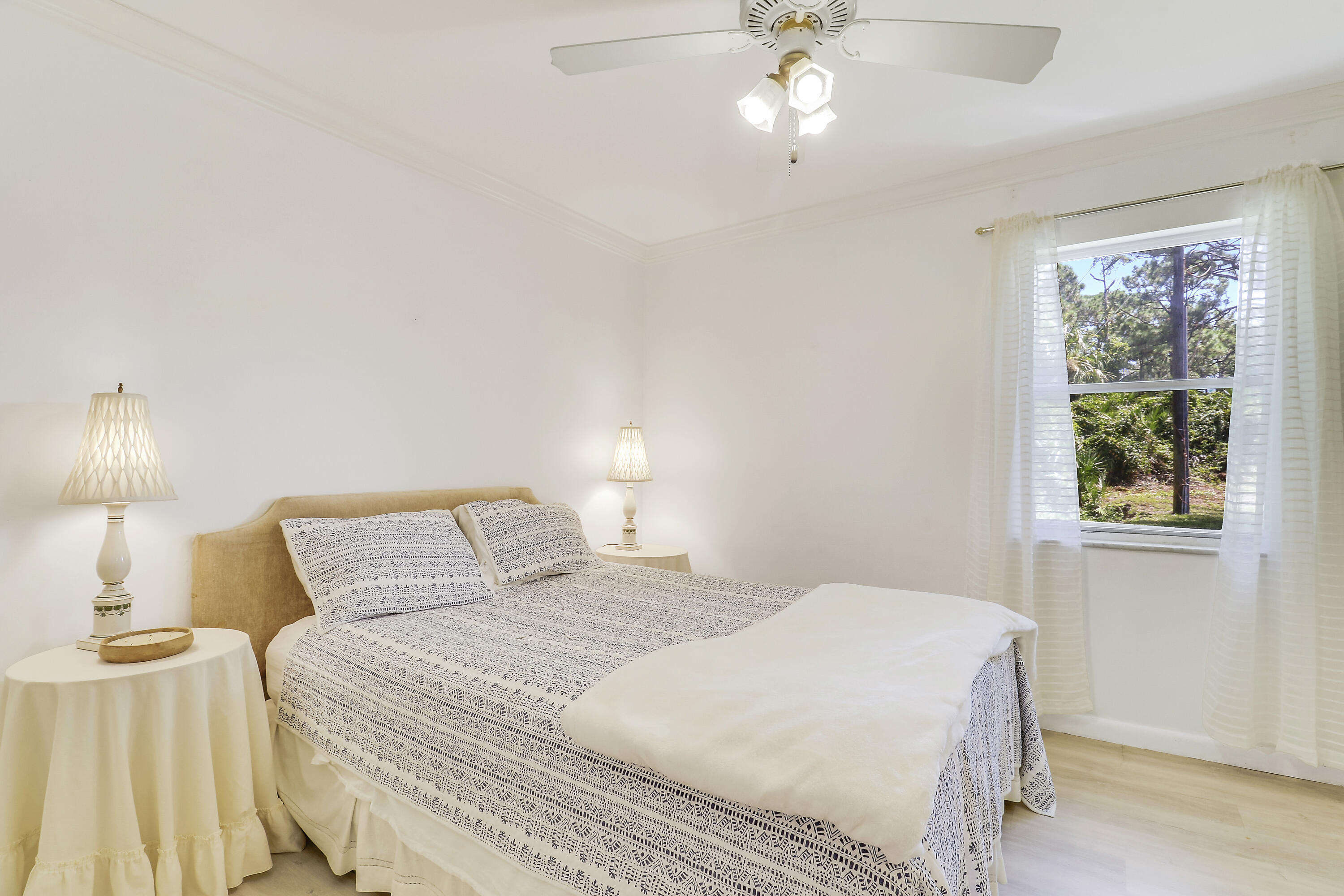 1329 Chippewa Street Jupiter, FL 33458 - Photo 8 of 36 House-7