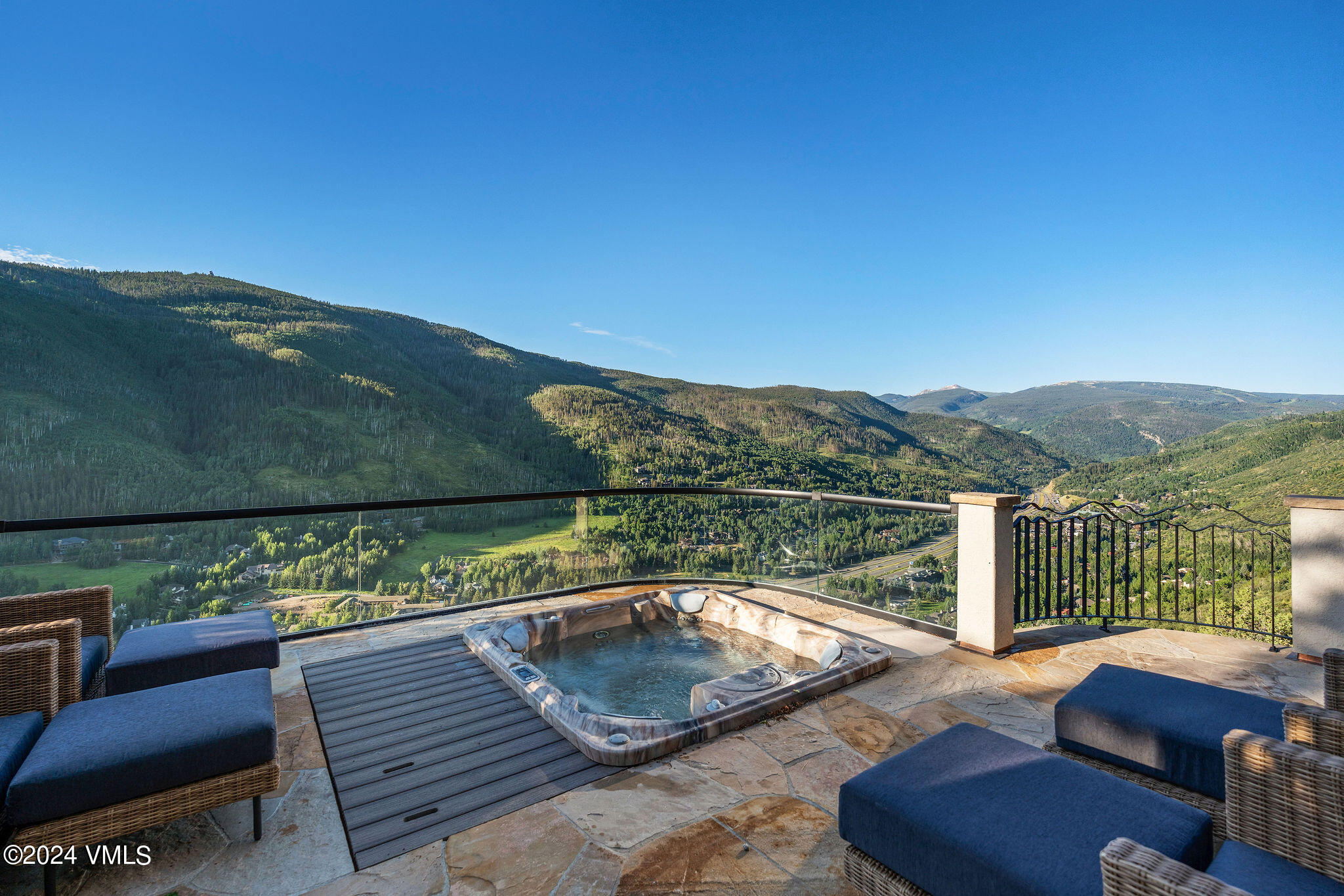 1675 Aspen Ridge Road Vail, CO 81657 - Photo 14 of 53 a view of sitting area with furniture