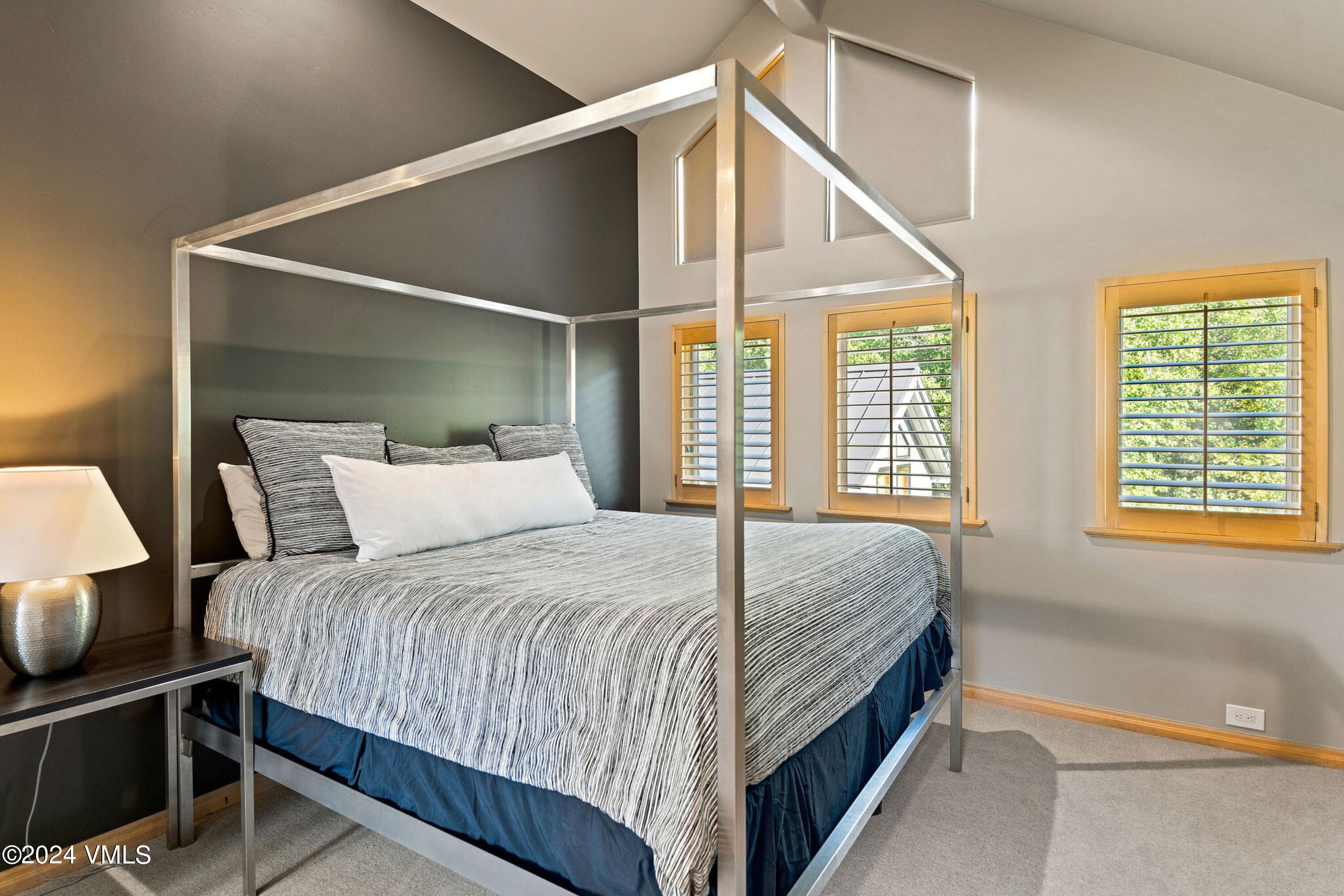 1675 Aspen Ridge Road Vail, CO 81657 - Photo 23 of 53 1675 Aspen Ridge - Junior Suite 3