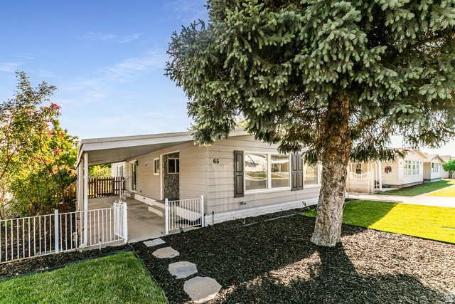 65 West Alta Way Sandy, UT 84070 - Photo 2 of 23