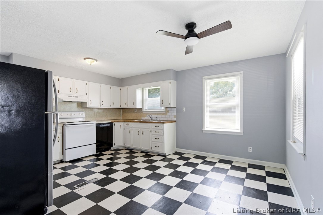 424 Windemere Road Clarksville, IN 47129 - Photo 12 of 30