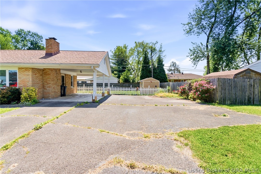424 Windemere Road Clarksville, IN 47129 - Photo 4 of 30