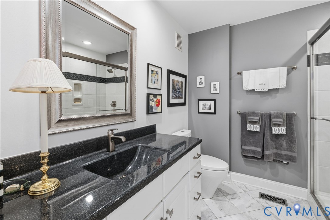 3137 Stony Point Road, Unit D Richmond, VA 23235 - Photo 18 of 31 Totally renovated hall bath.