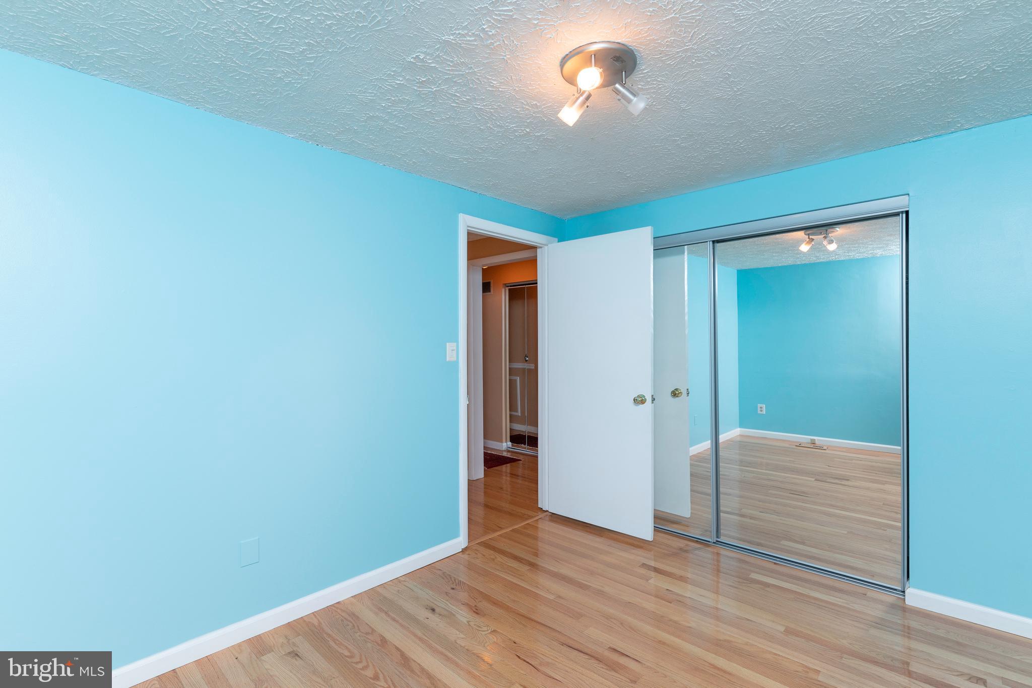 24237 Newbury Road Gaithersburg, MD 20882 - Photo 13 of 30 2nd Bedroom