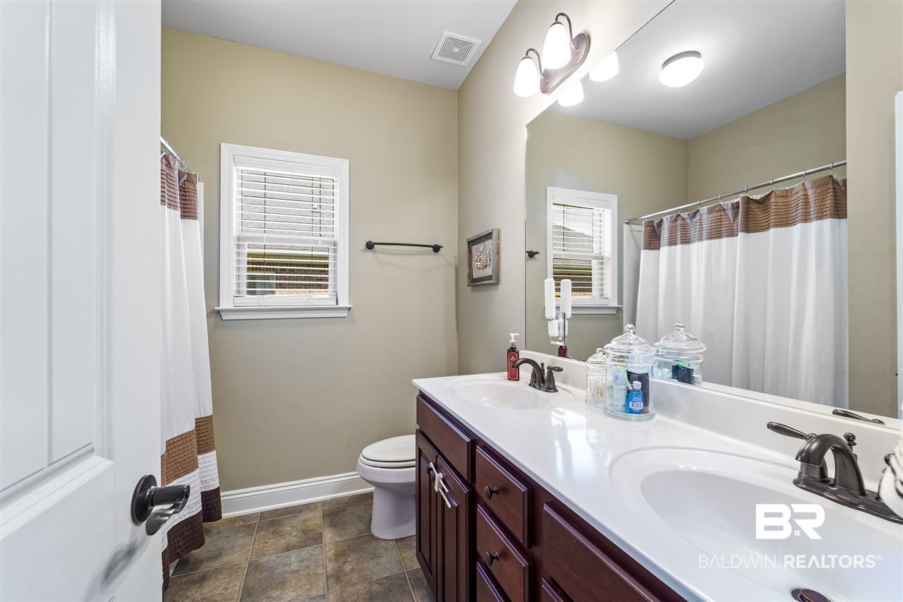 9692 Tanager Lane Daphne, AL 36527 - Photo 21 of 28 Bathroom 3