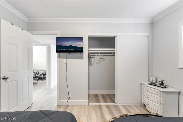 $2,890 | 2419 East Vegas Valley Drive, Las Vegas, NV 89121