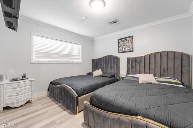 $2,990 | 2419 East Vegas Valley Drive, Las Vegas, NV 89121