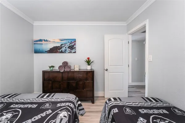 $2,890 | 2419 East Vegas Valley Drive, Las Vegas, NV 89121