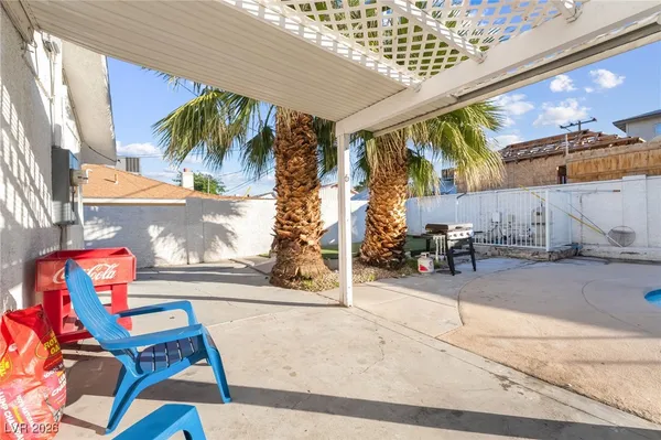 $2,890 | 2419 East Vegas Valley Drive, Las Vegas, NV 89121