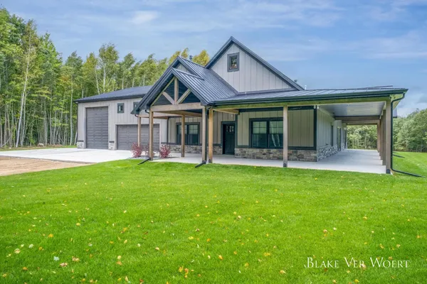 $1,899,900 | 1398 12 Mile Road, Remus, MI 49340