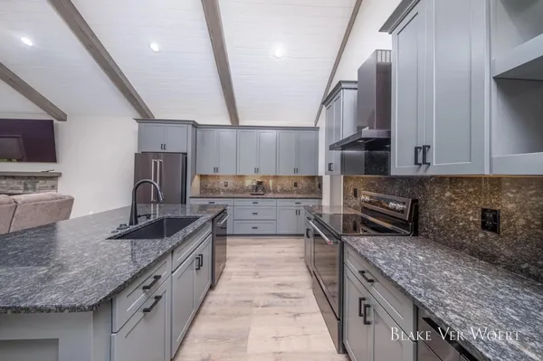 $1,899,900 | 1398 12 Mile Road, Remus, MI 49340