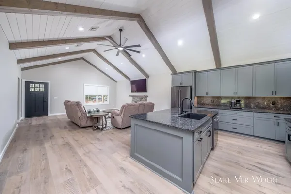 $1,899,900 | 1398 12 Mile Road, Remus, MI 49340