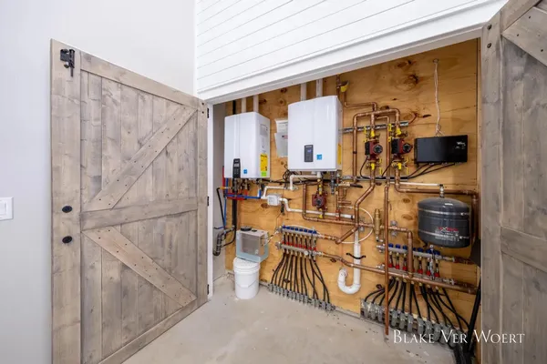 $1,899,900 | 1398 12 Mile Road, Remus, MI 49340