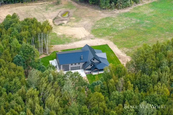 $1,899,900 | 1398 12 Mile Road, Remus, MI 49340