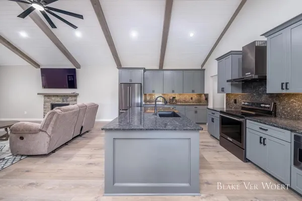 $1,899,900 | 1398 12 Mile Road, Remus, MI 49340