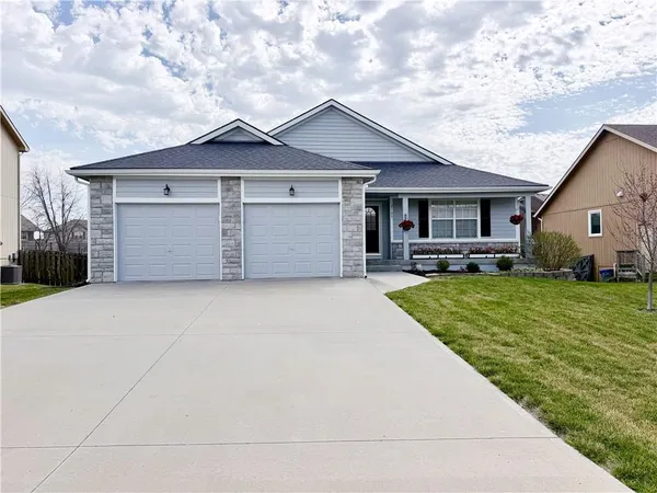$390,000 | 2105 Alder Street, Leavenworth, KS 66048