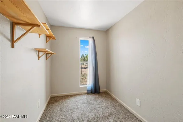 $299,900 | 45437 North Jacqueline Hill Drive, Ash Fork, AZ 86320