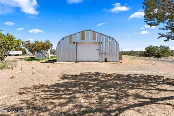 $299,900 | 45437 North Jacqueline Hill Drive, Ash Fork, AZ 86320