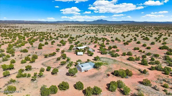 $299,900 | 45437 North Jacqueline Hill Drive, Ash Fork, AZ 86320