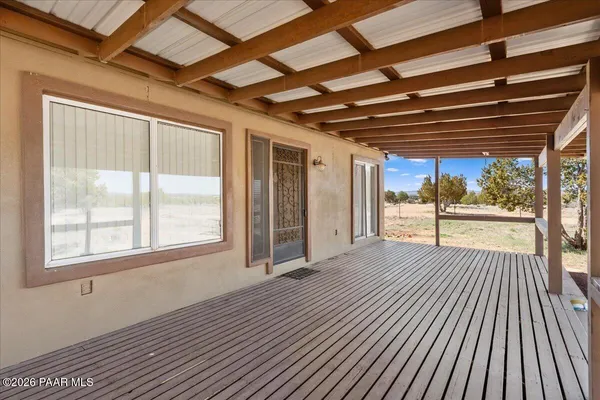 $299,900 | 45437 North Jacqueline Hill Drive, Ash Fork, AZ 86320