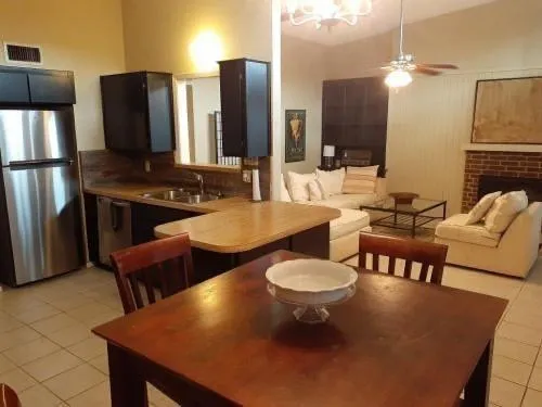 $4,800 | 2714 McCart Avenue, Fort Worth, TX 76110