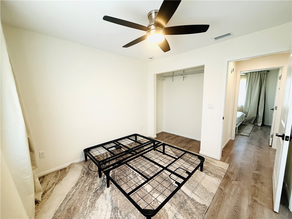 14080 Mohawk Road Apple Valley, CA 92307 - Photo 16 of 26 Bed 1 -Primary
