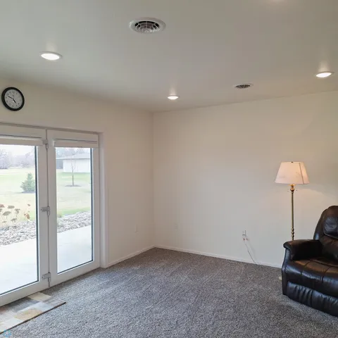 $525,000 | 409 Prairie View Street, St. Thomas, ND 58276