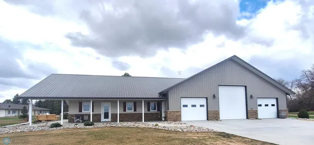 $525,000 | 409 Prairie View Street, St. Thomas, ND 58276