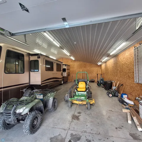 $525,000 | 409 Prairie View Street, St. Thomas, ND 58276