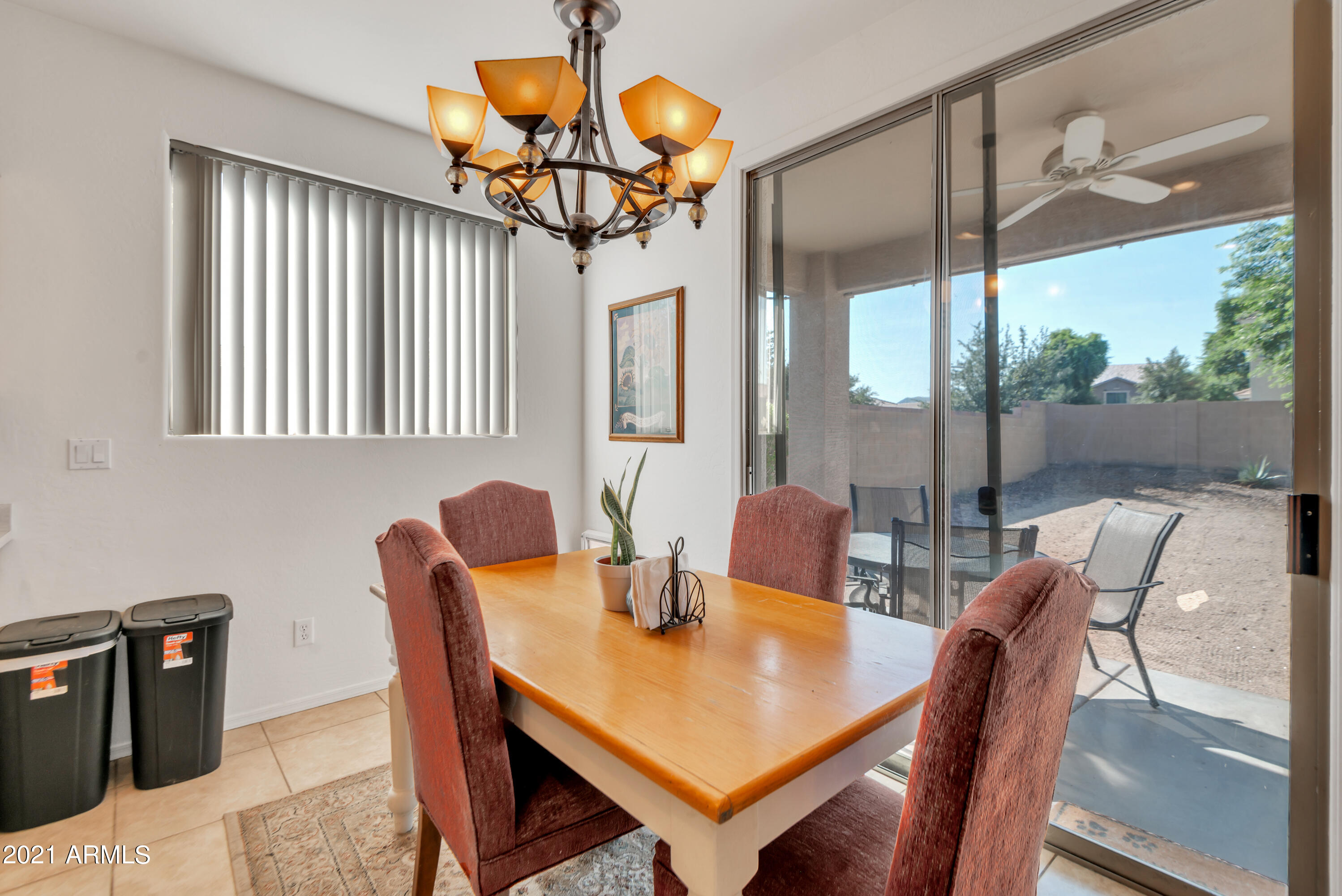 2517 West Apollo Road Phoenix, AZ 85041 - Photo 14 of 35 QPT_Photos_-_DSC_1830