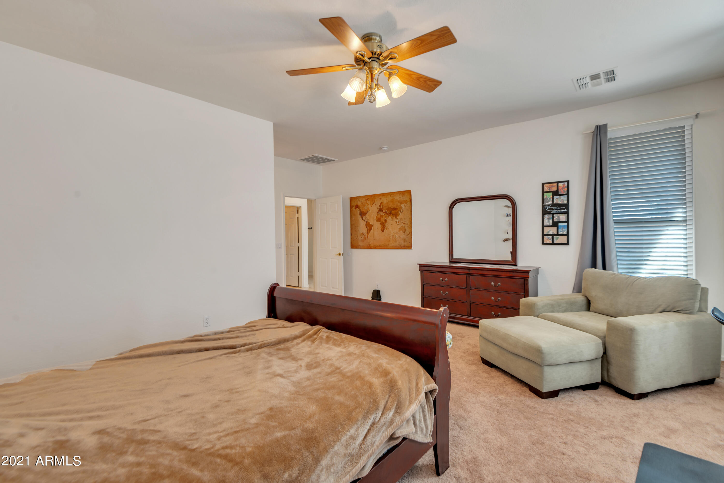 2517 West Apollo Road Phoenix, AZ 85041 - Photo 17 of 35 QPT_Photos_-_DSC_1805