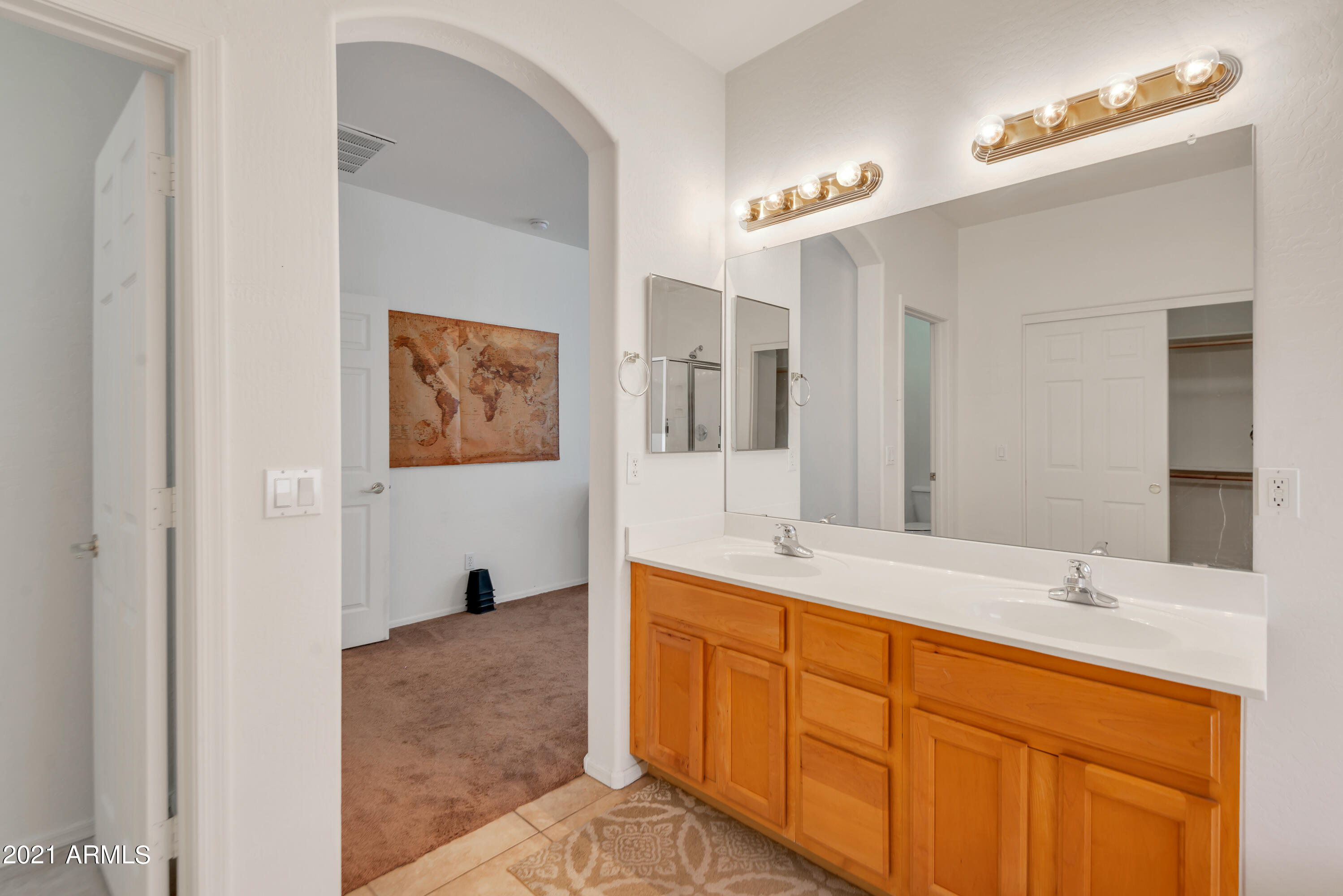2517 West Apollo Road Phoenix, AZ 85041 - Photo 20 of 35 QPT_Photos_-_DSC_1825